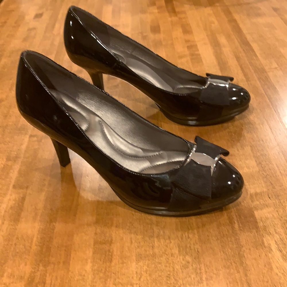 Kelly & Katie high heel shoes